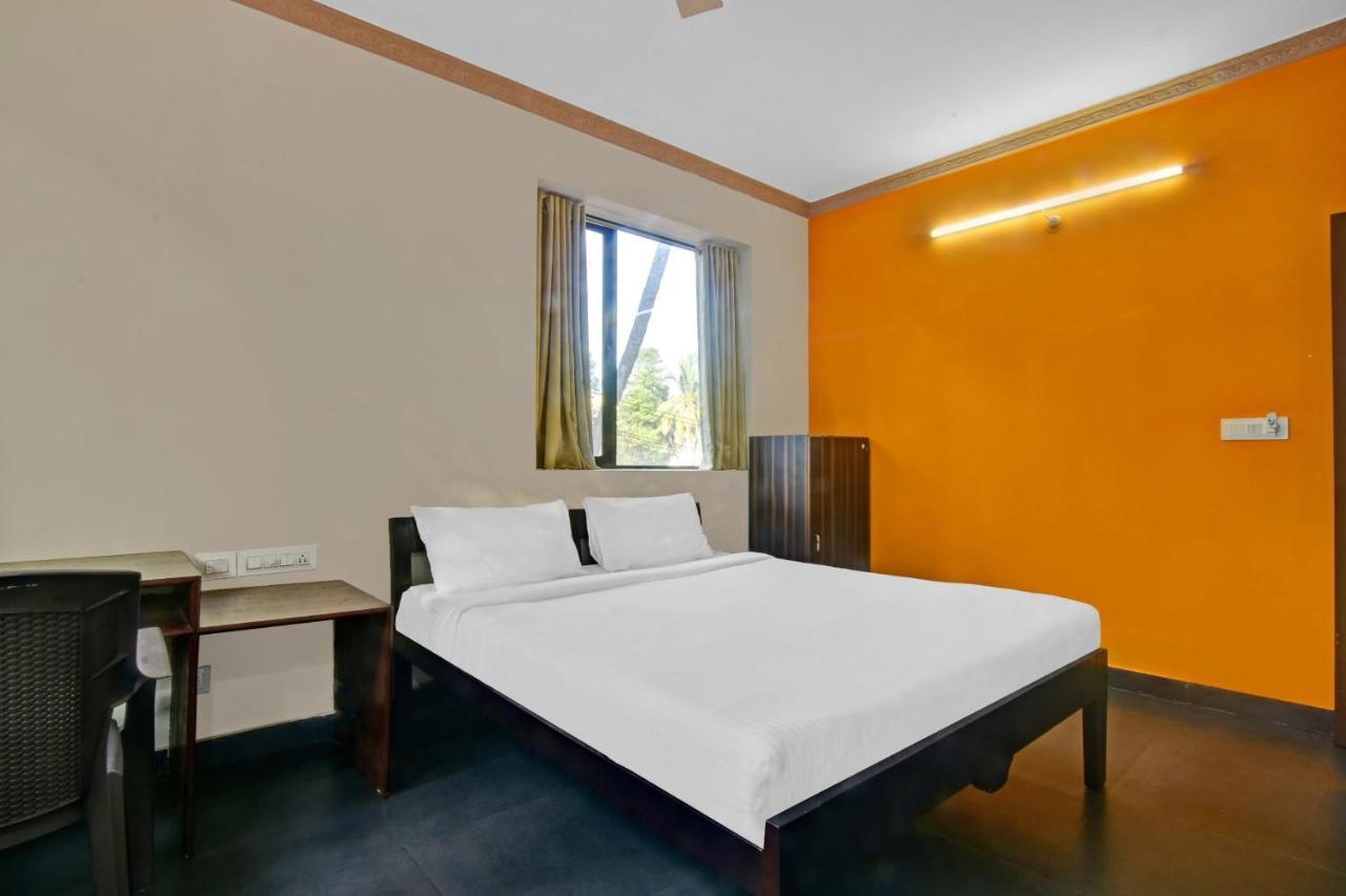 Capital O 85357 Hotel Sai Datta Calangute Extérieur photo