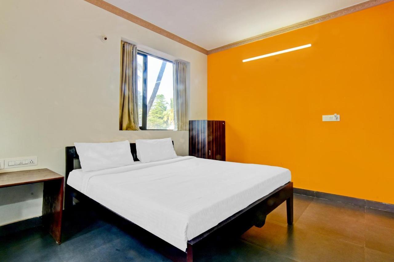 Capital O 85357 Hotel Sai Datta Calangute Extérieur photo